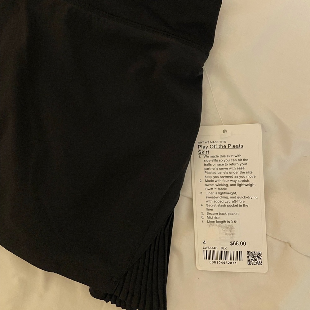 Lululemon black tennis skirt